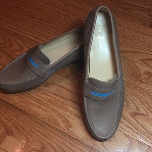Cole Haan taupe leather penny loafers 9B. EUC